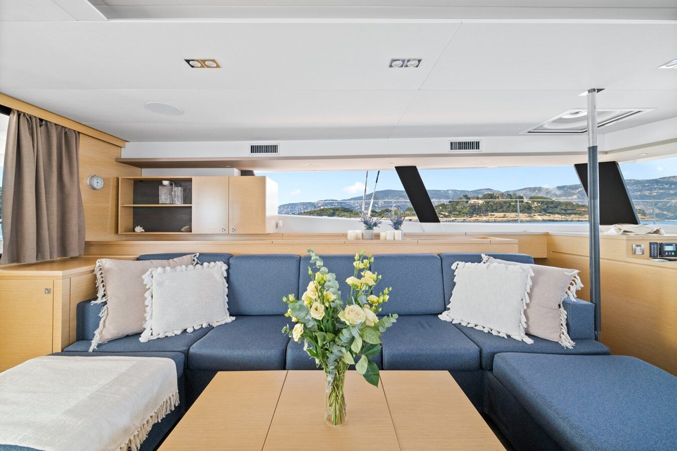 2014 FOUNTAINE PAJOT 67'