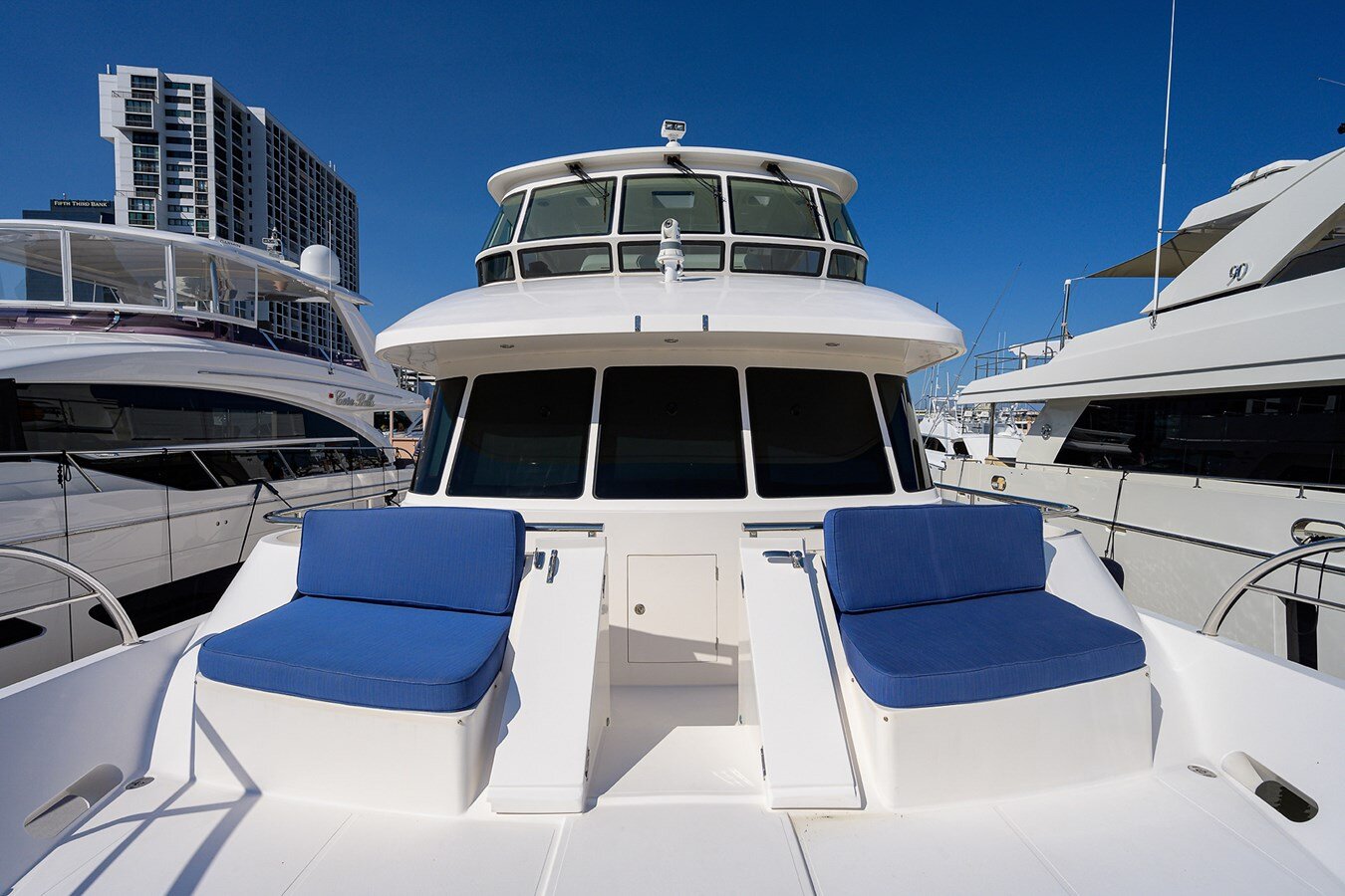 2014-hampton-yachts-64-e9fd82