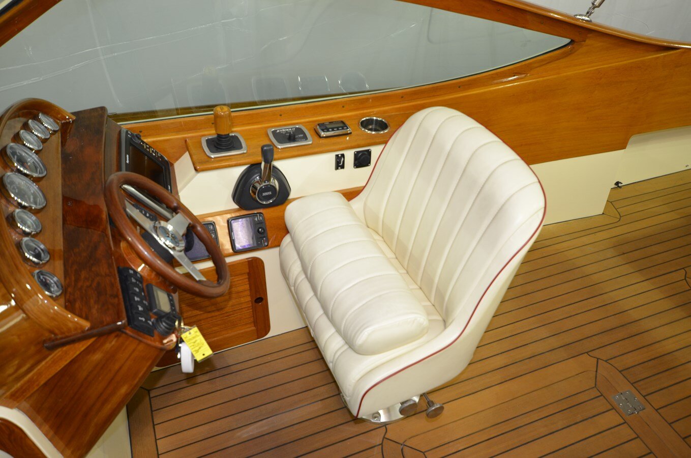 2014-hinckley-31-9-5a80ba