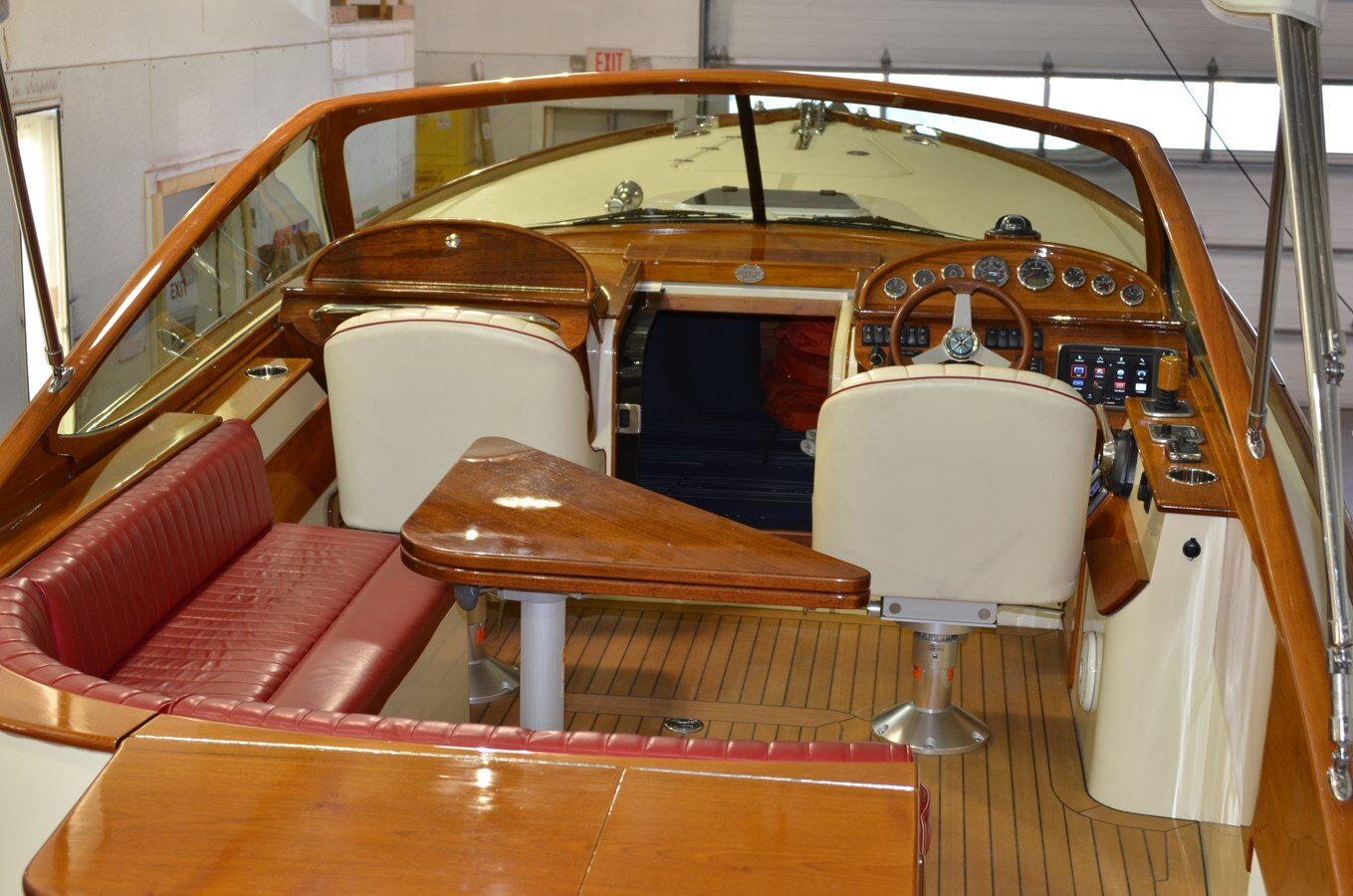 2014-hinckley-31-9-5a80ba