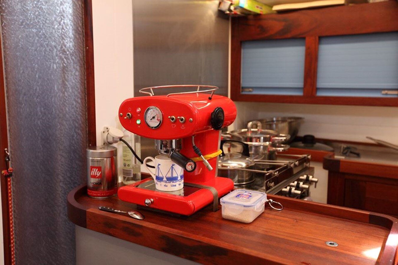 2014-km-yacht-builders-68-11-8be0e0