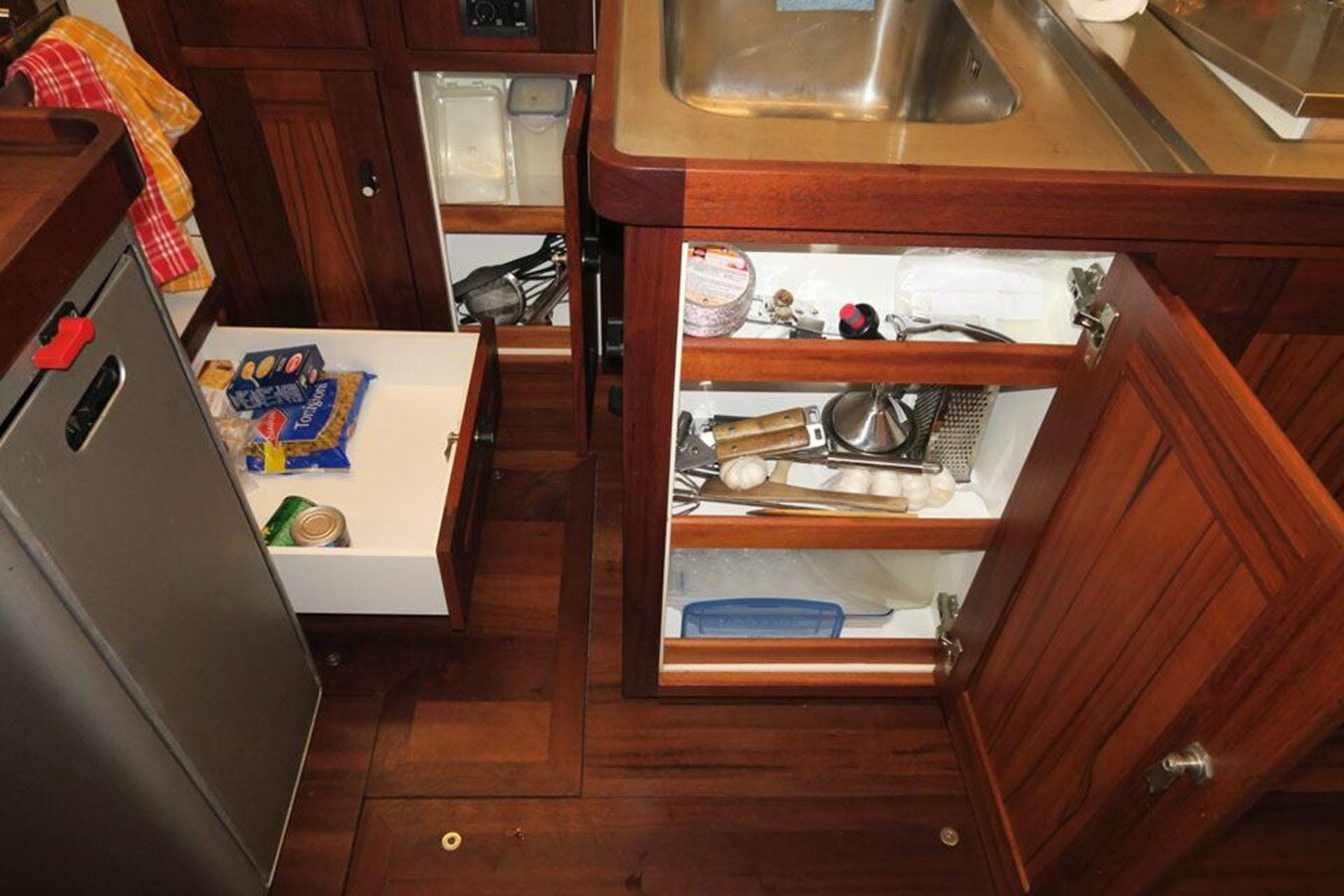 2014-km-yacht-builders-68-11-8be0e0