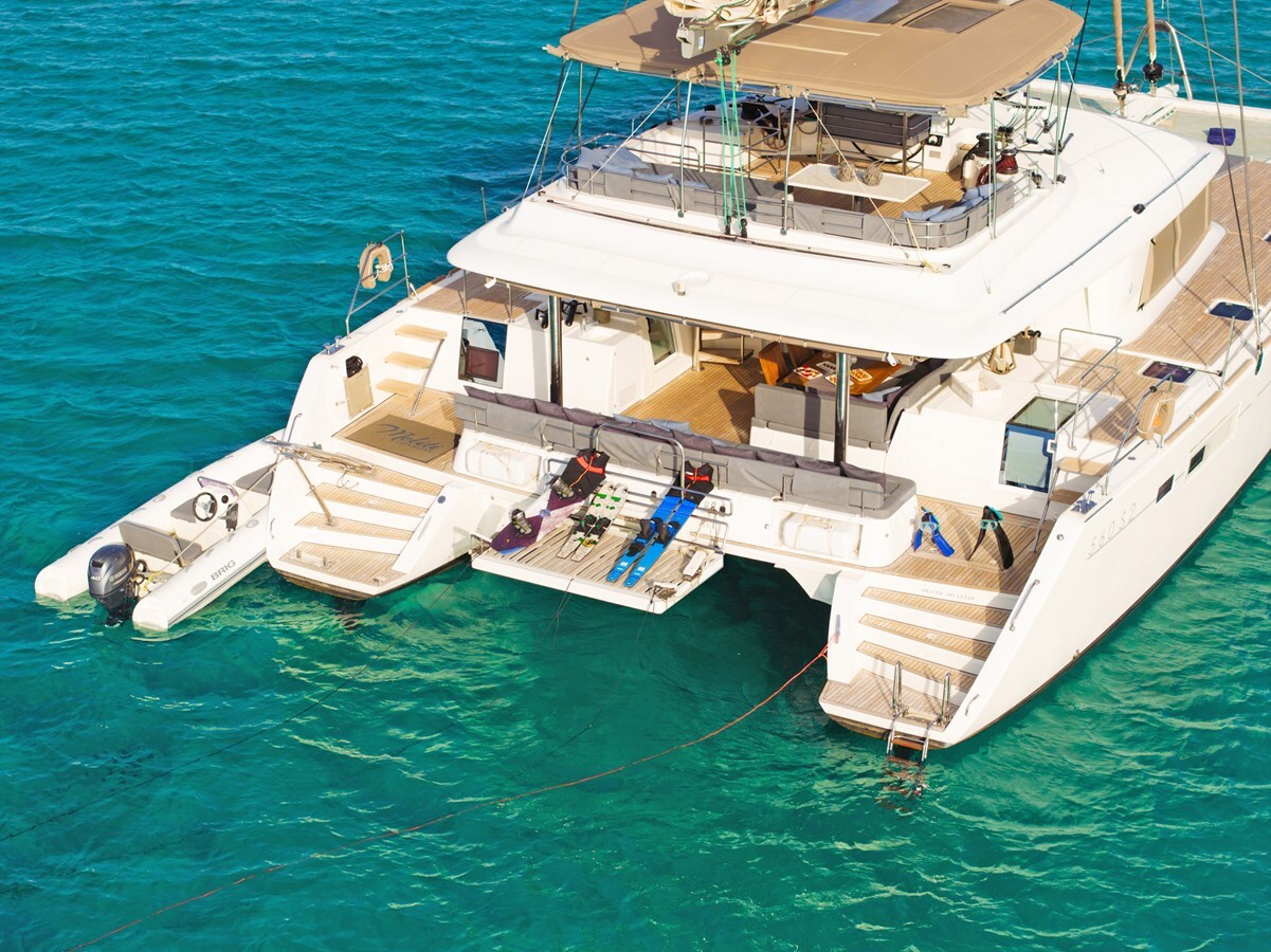 2014-lagoon-56-1-cbe7c6