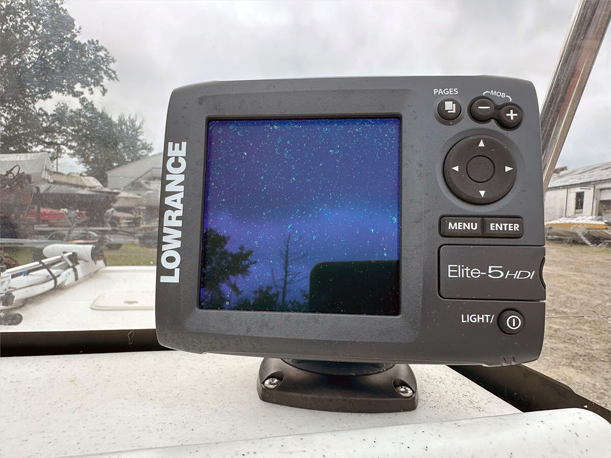 2014-mako-17-1-027673