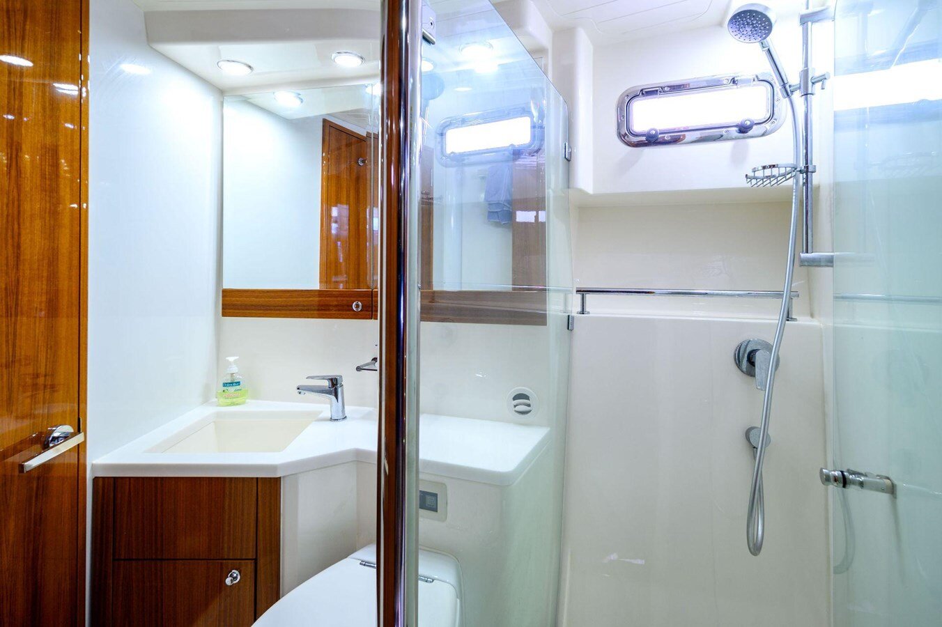 2014-maritimo-65-485bad