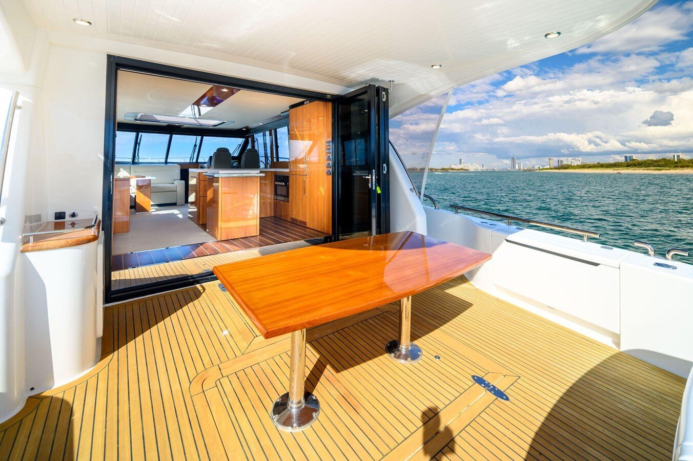 2014-maritimo-65-485bad