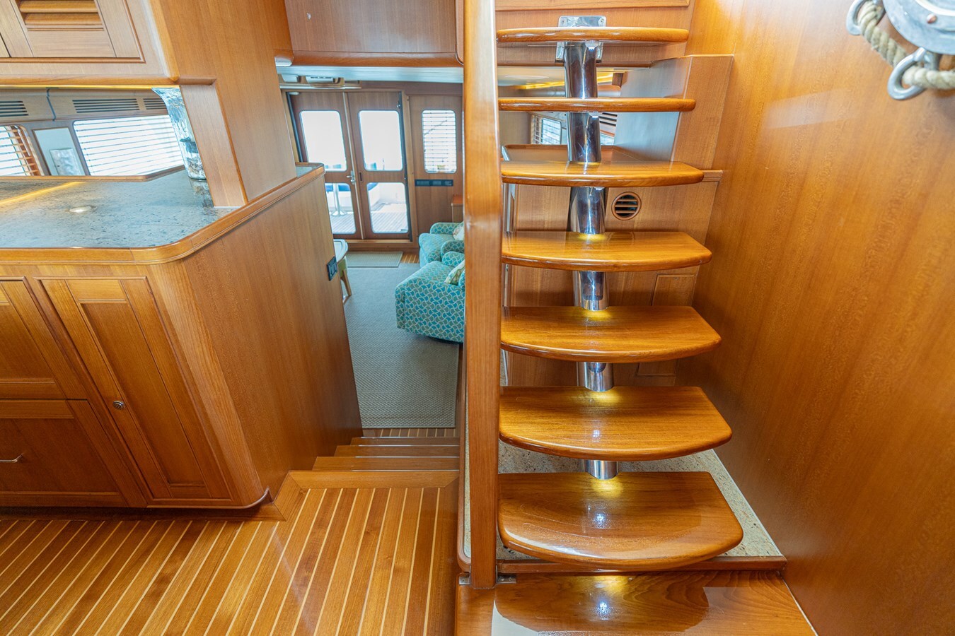 2014-marlow-yachts-67-8-43d519