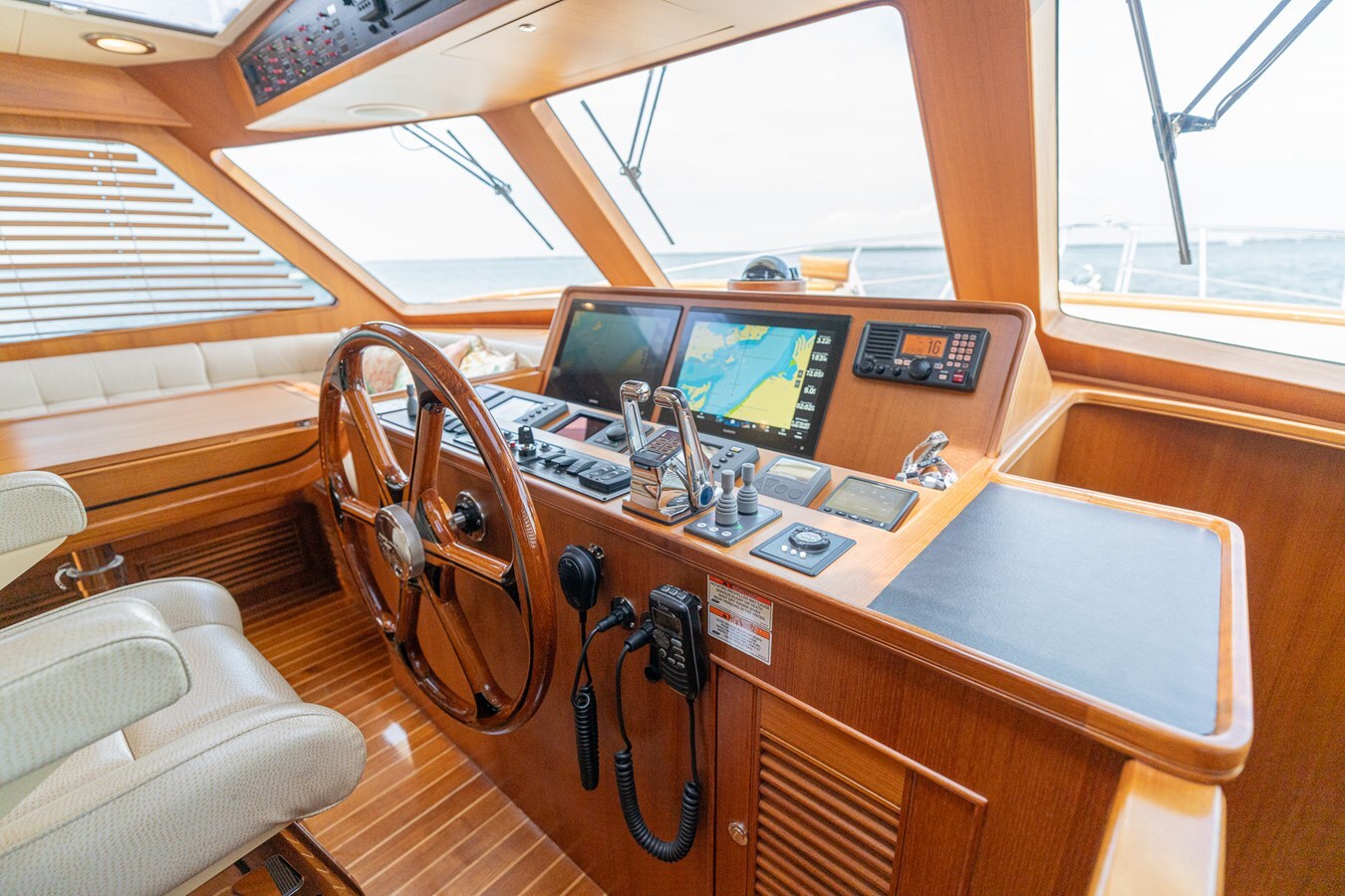 2014-marlow-yachts-67-8-43d519