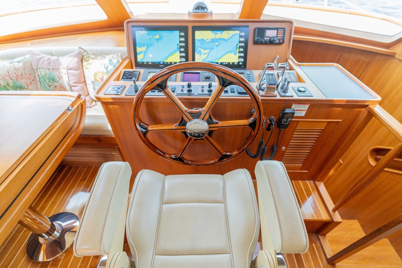 2014-marlow-yachts-67-8-43d519