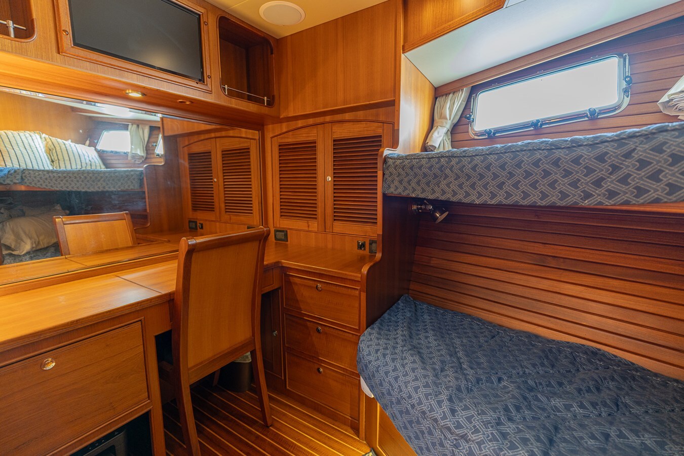 2014-marlow-yachts-67-8-43d519