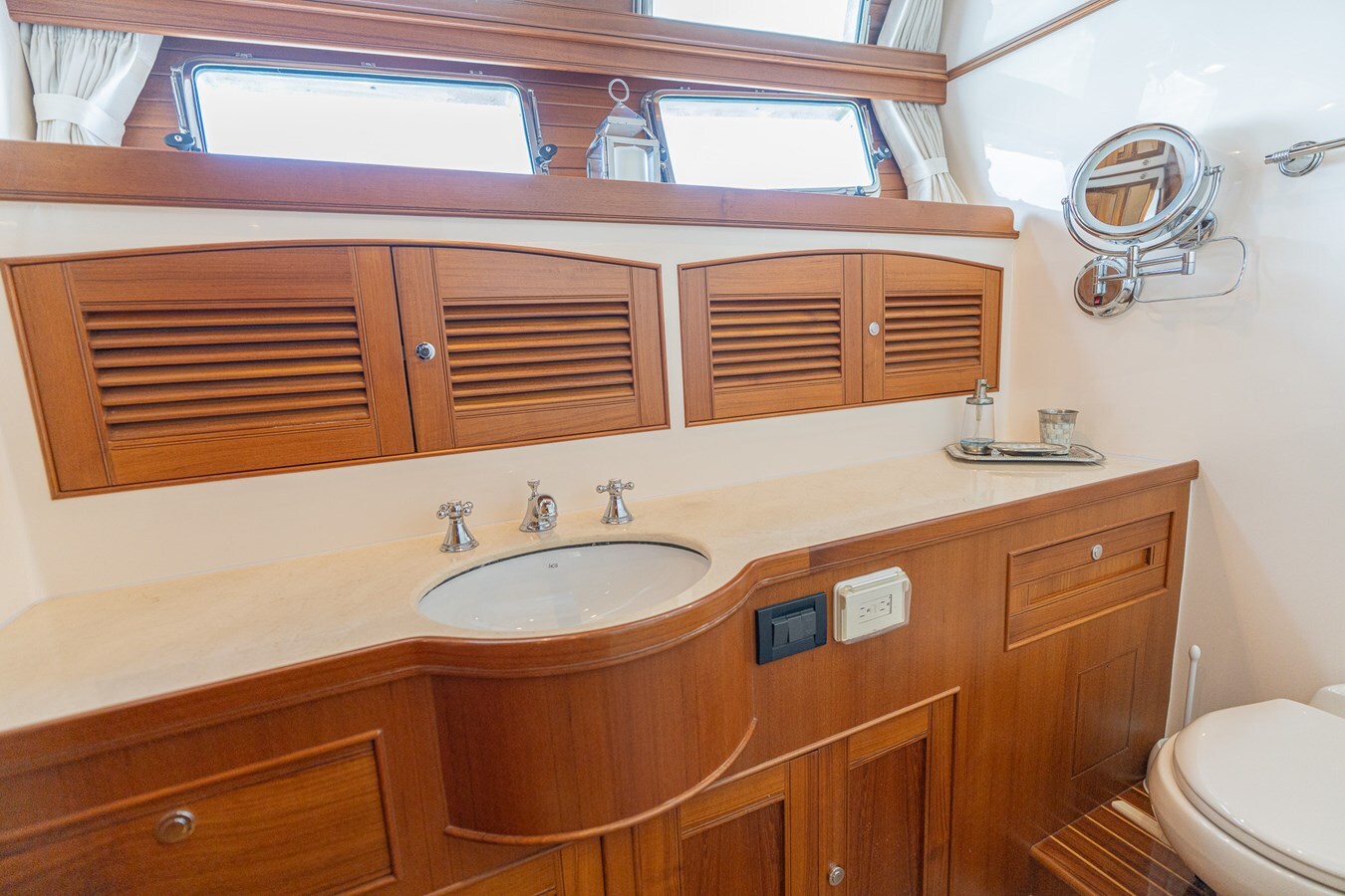 2014-marlow-yachts-67-8-43d519