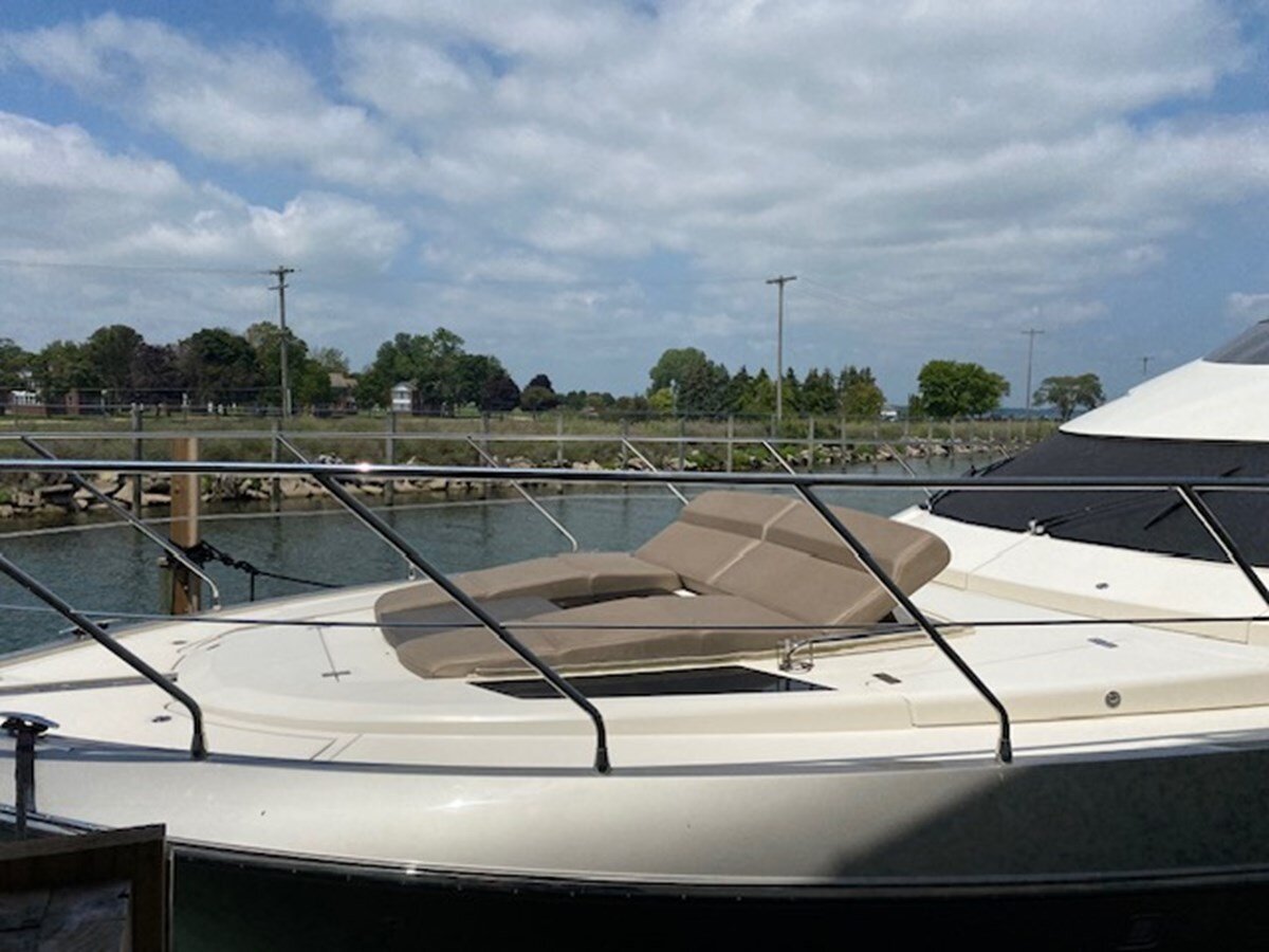 2014-marquis-63-71820e