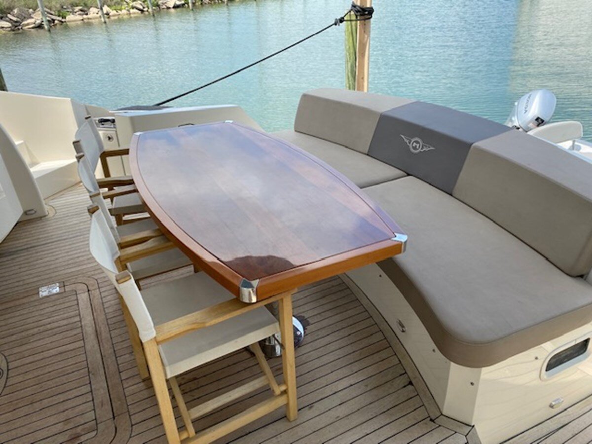 2014-marquis-63-71820e