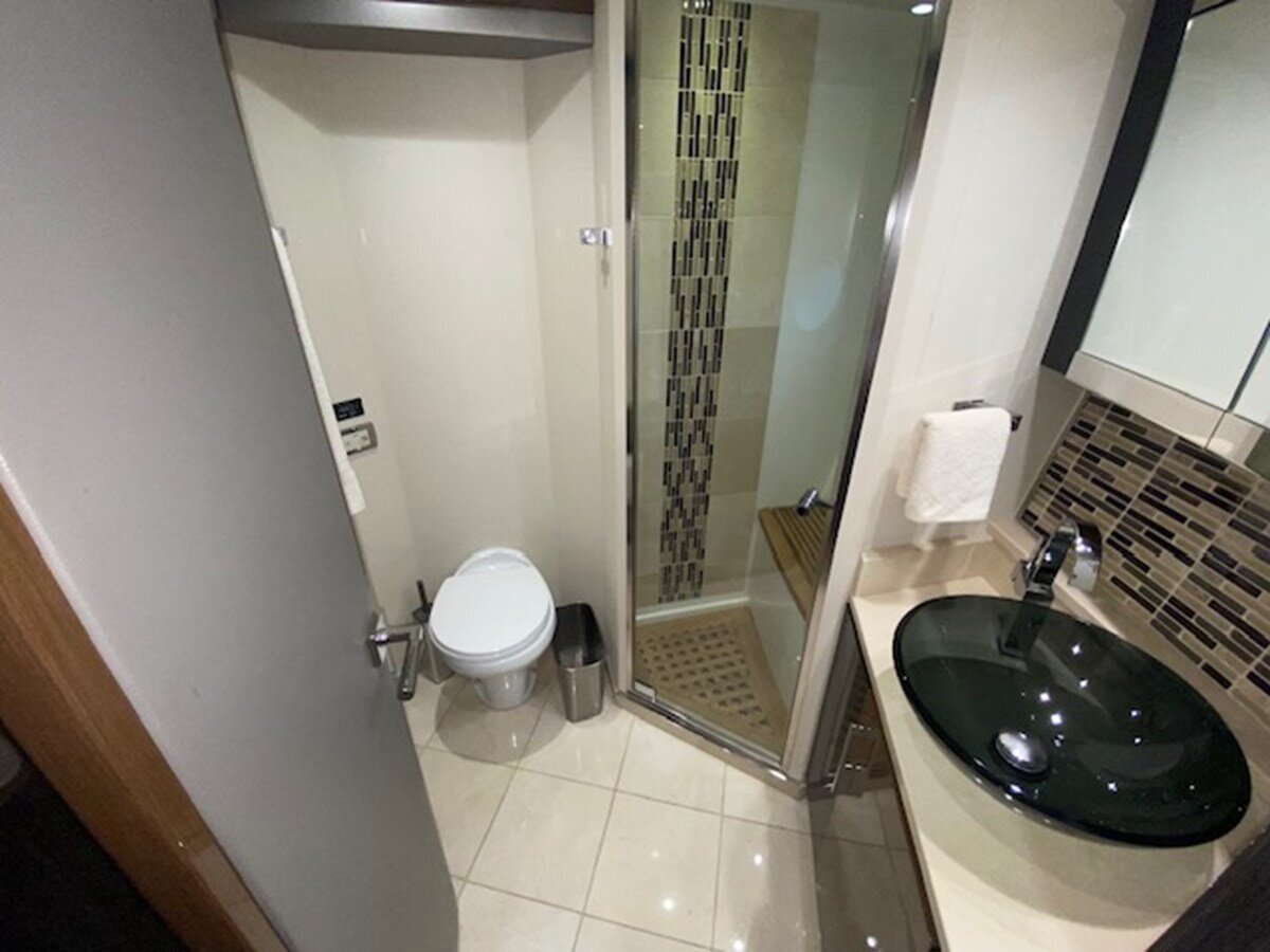 2014-marquis-63-71820e