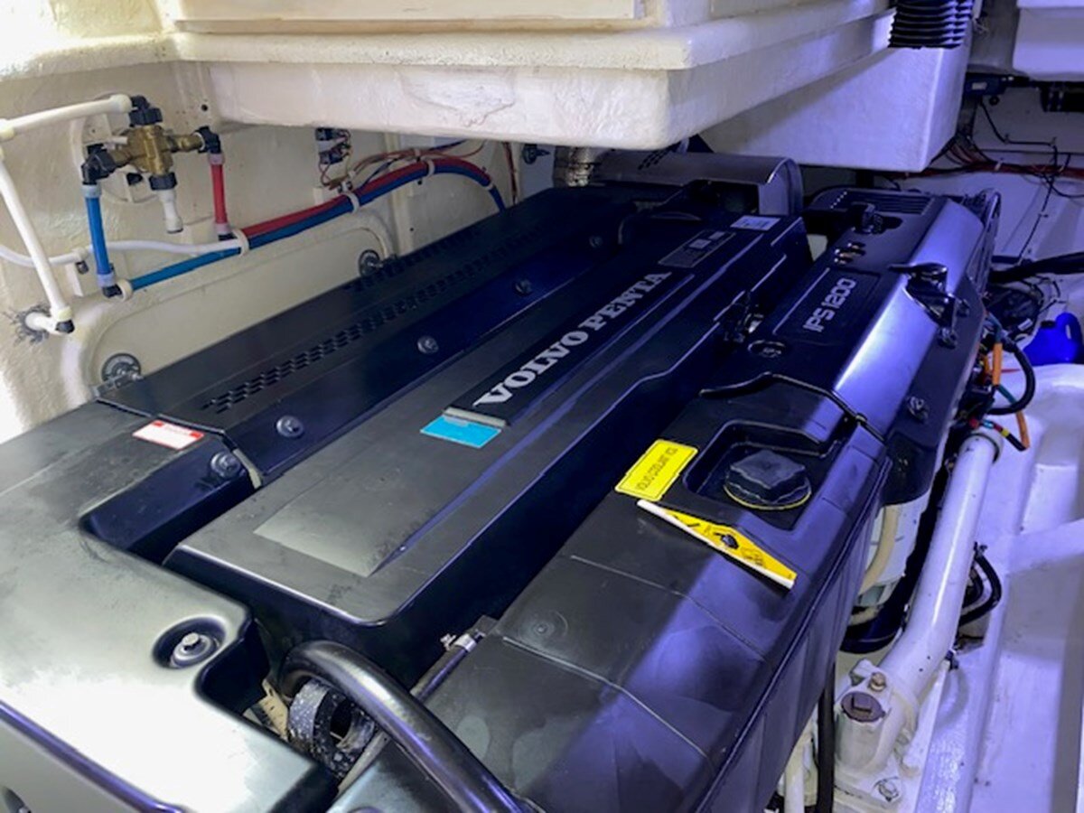 2014-marquis-63-71820e