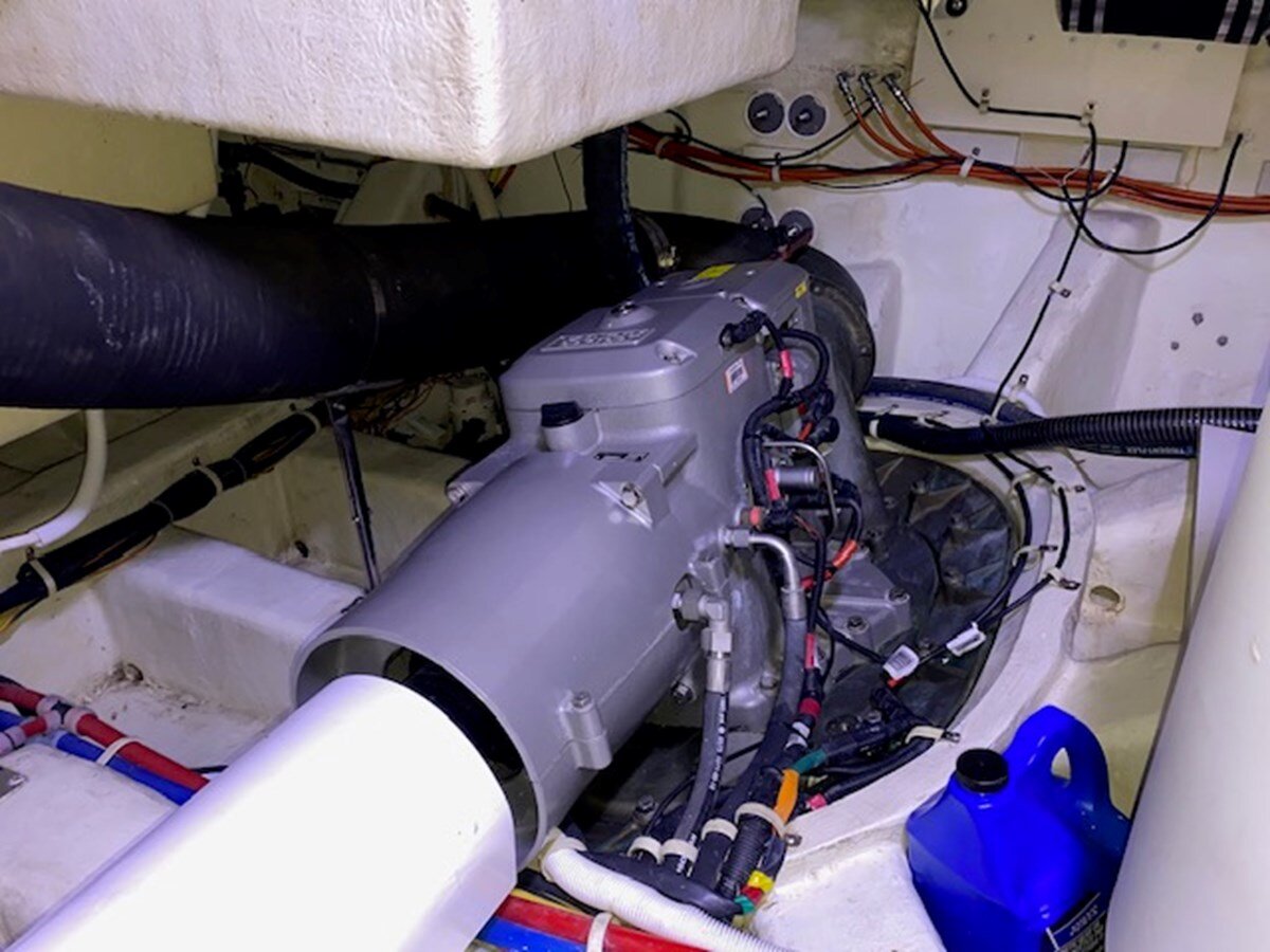 2014-marquis-63-71820e