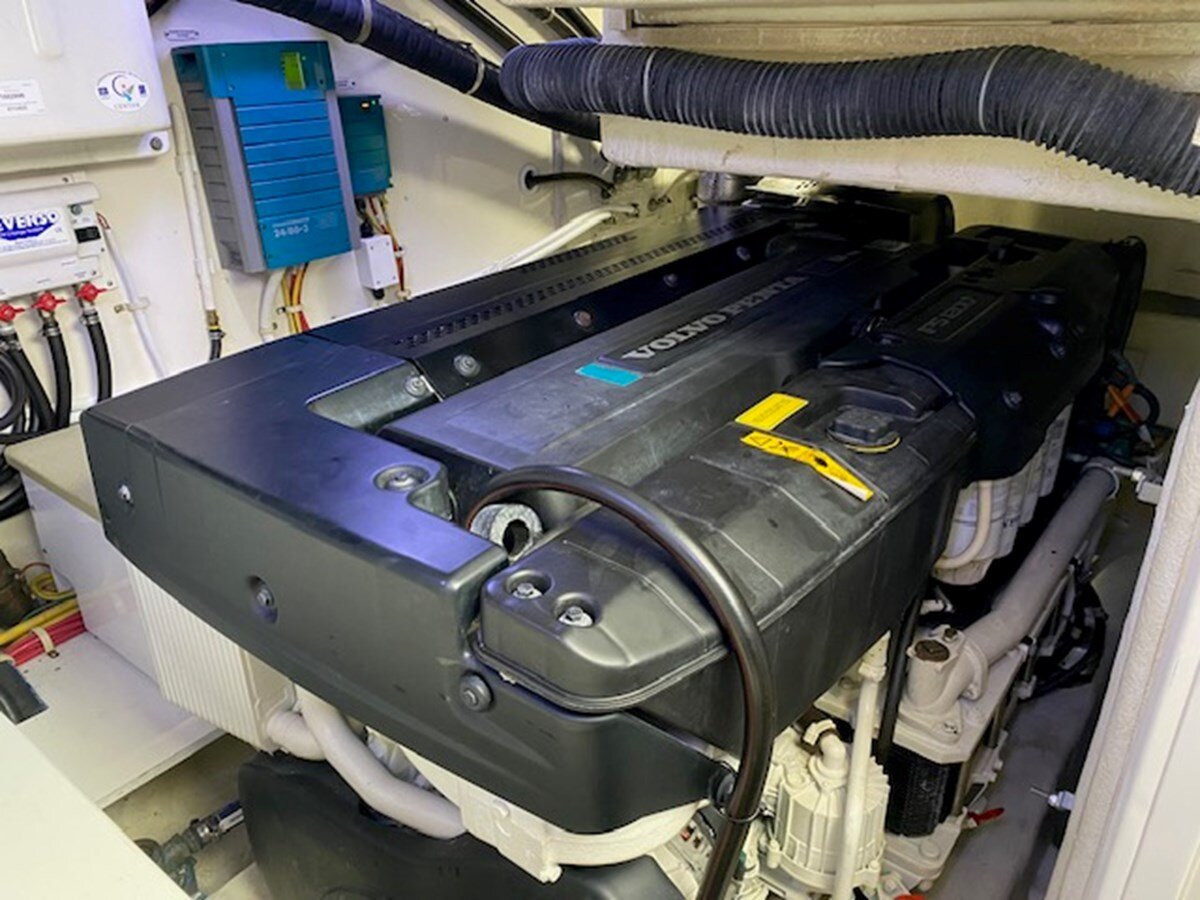 2014-marquis-63-71820e