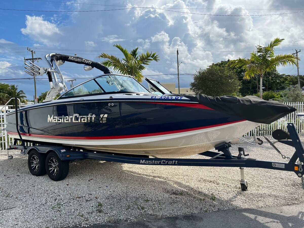 2014-mastercraft-25-4-b9e50d