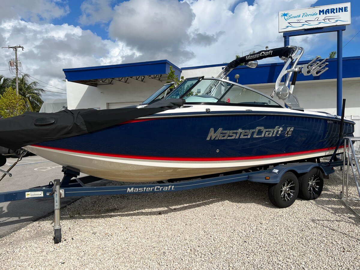 2014-mastercraft-25-4-b9e50d