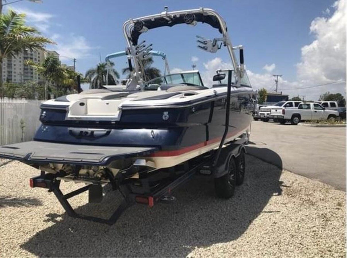 2014-mastercraft-25-4-b9e50d