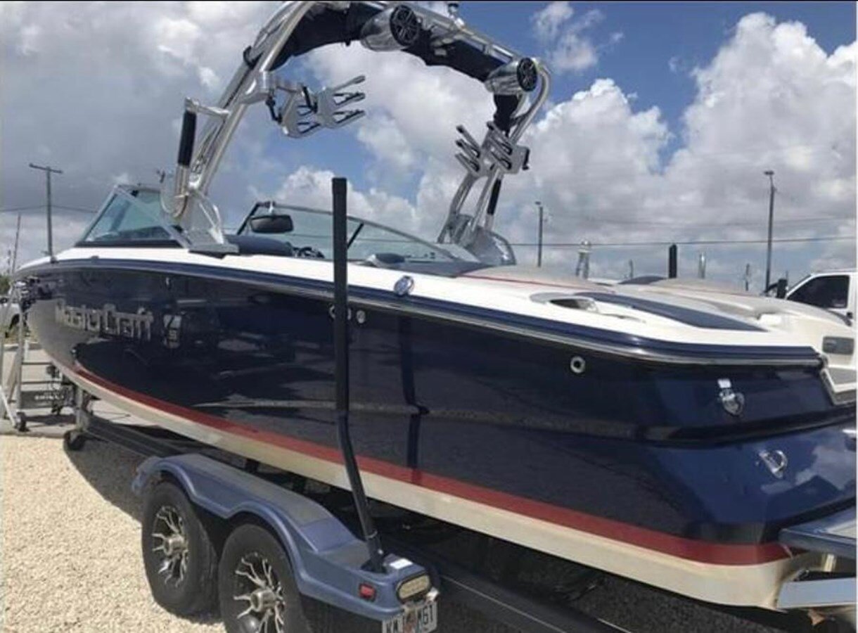 2014-mastercraft-25-4-b9e50d