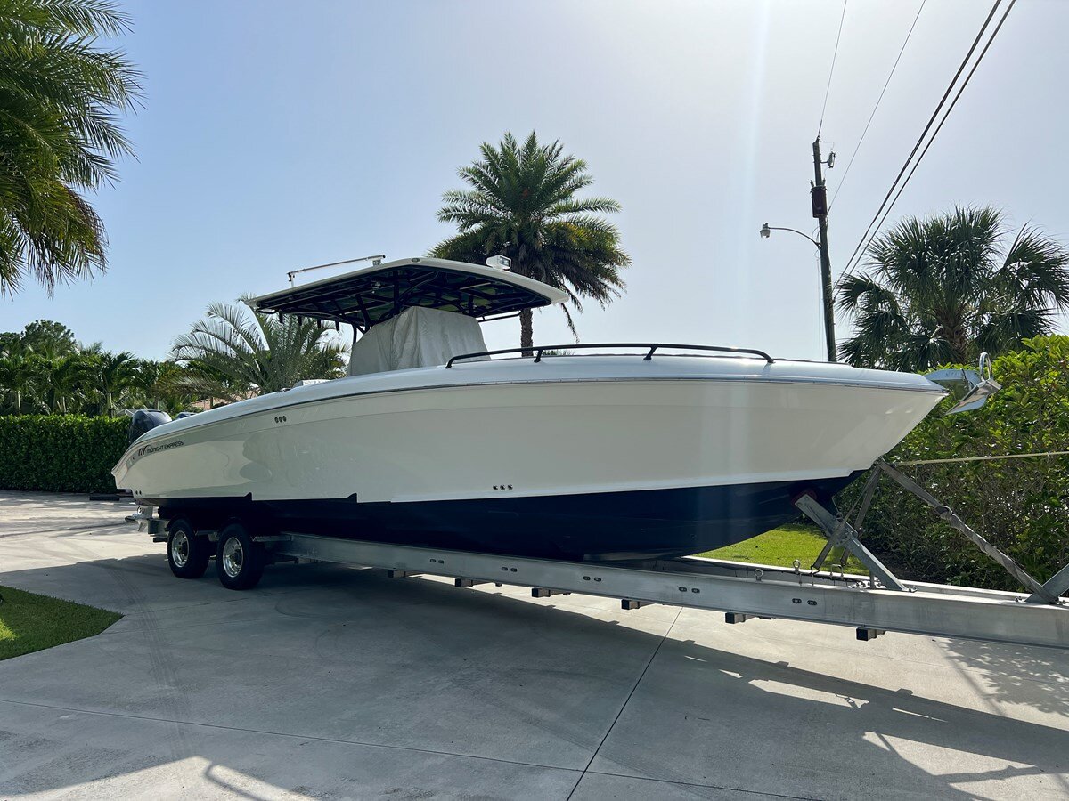 2014-midnight-express-powerboats-37-74cf1a