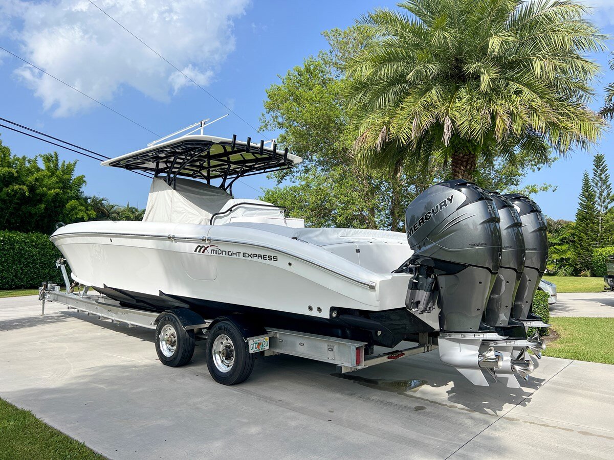 2014-midnight-express-powerboats-37-74cf1a