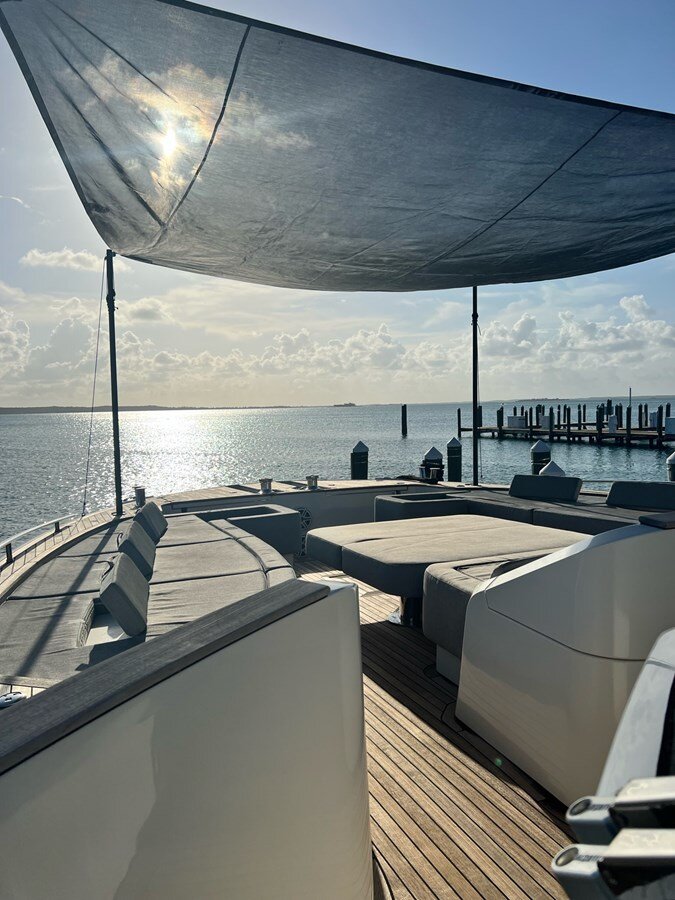 2014-monte-carlo-yachts-86-8aedcb
