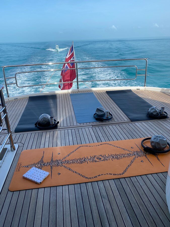 2014-monte-carlo-yachts-86-8aedcb