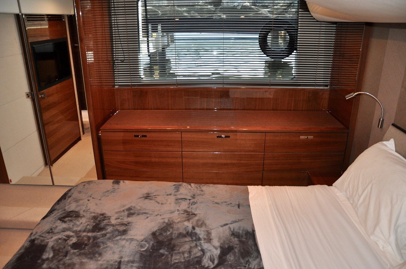 2014-princess-yachts-56-f890f5