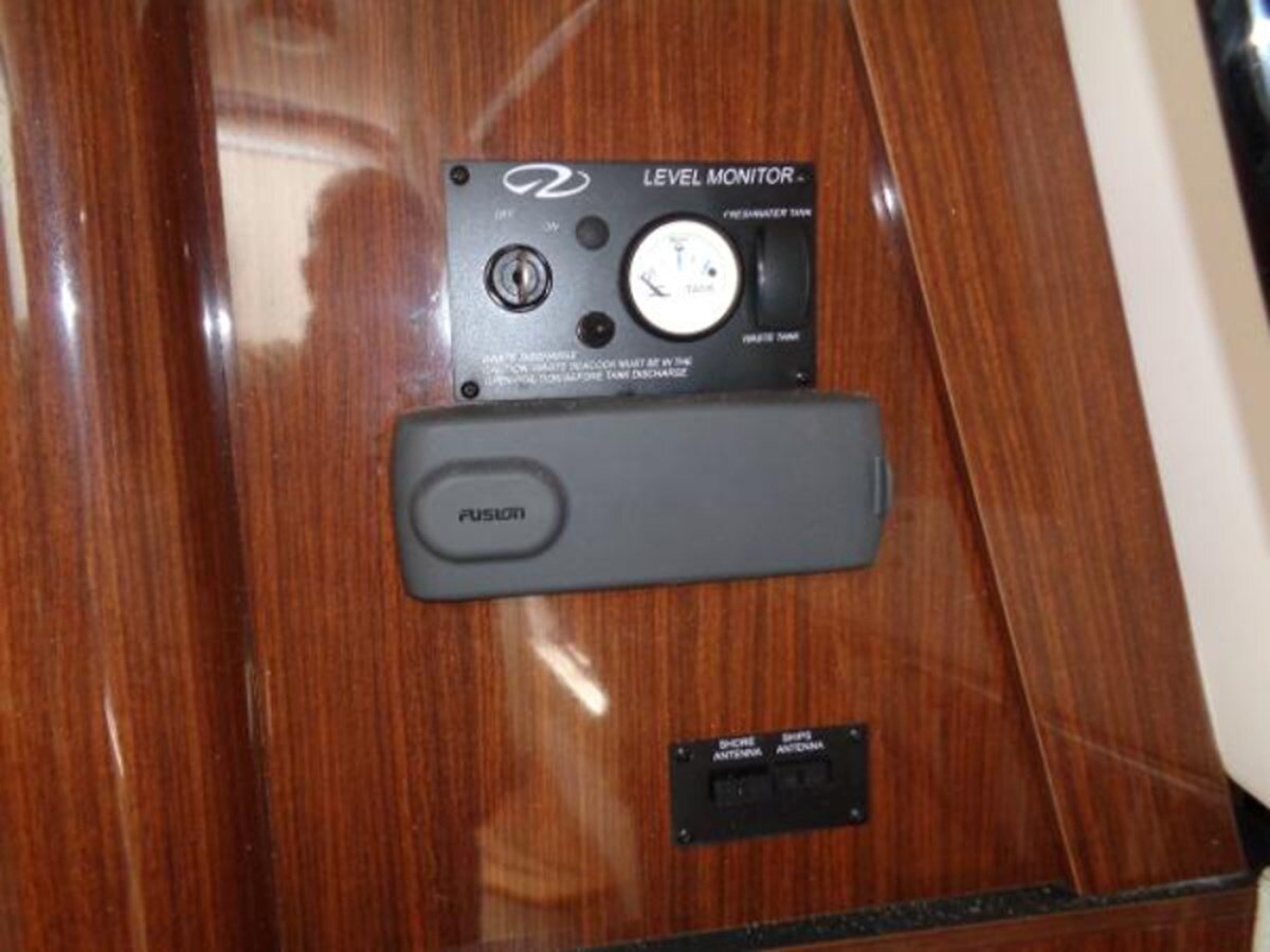 2014-regal-30-3-e44559