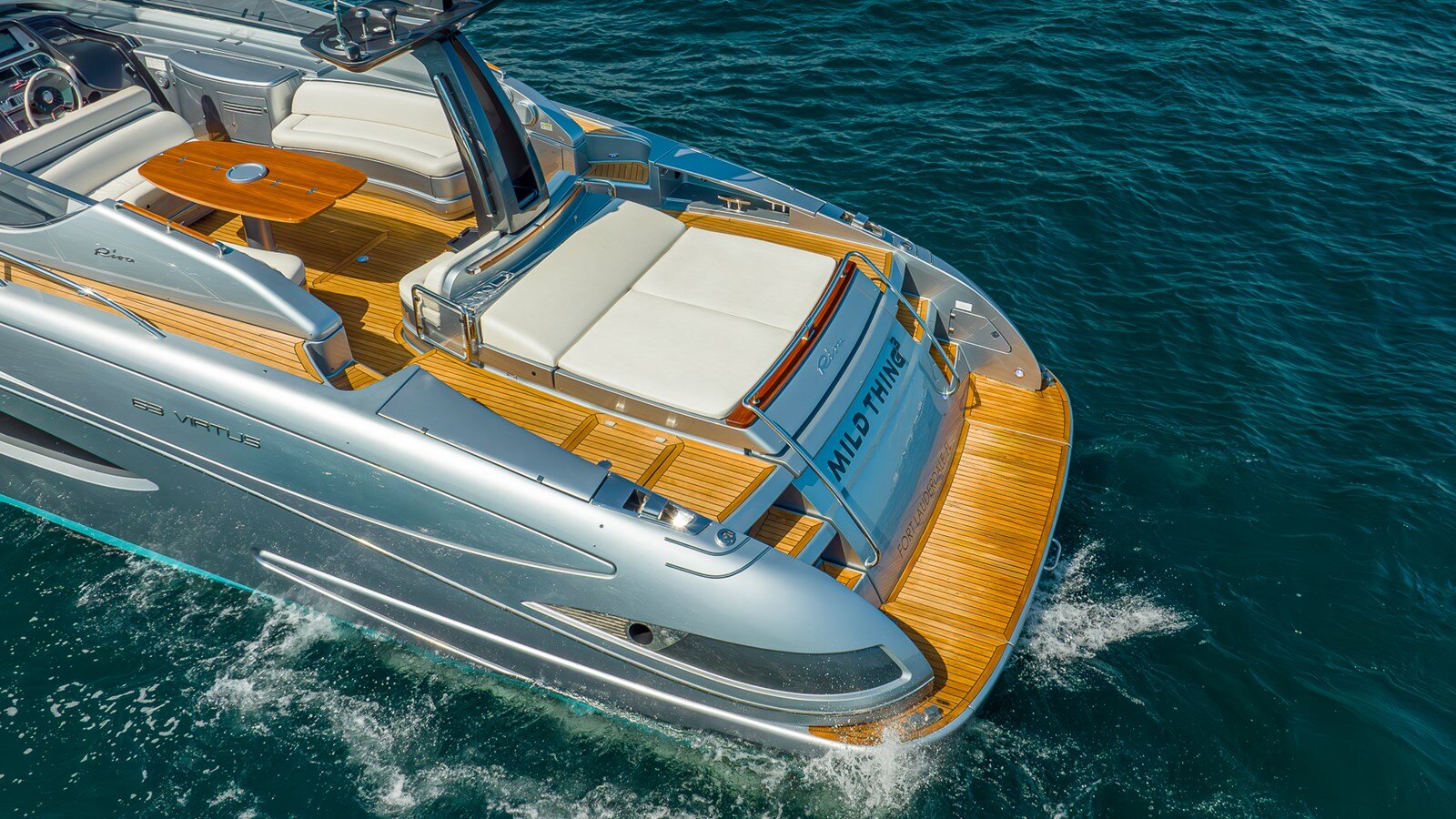 2014-riva-64-2-f2bbce