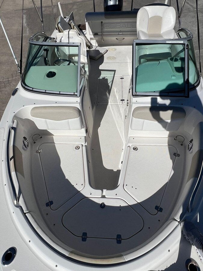 2014-robalo-21-6-8eb2a6