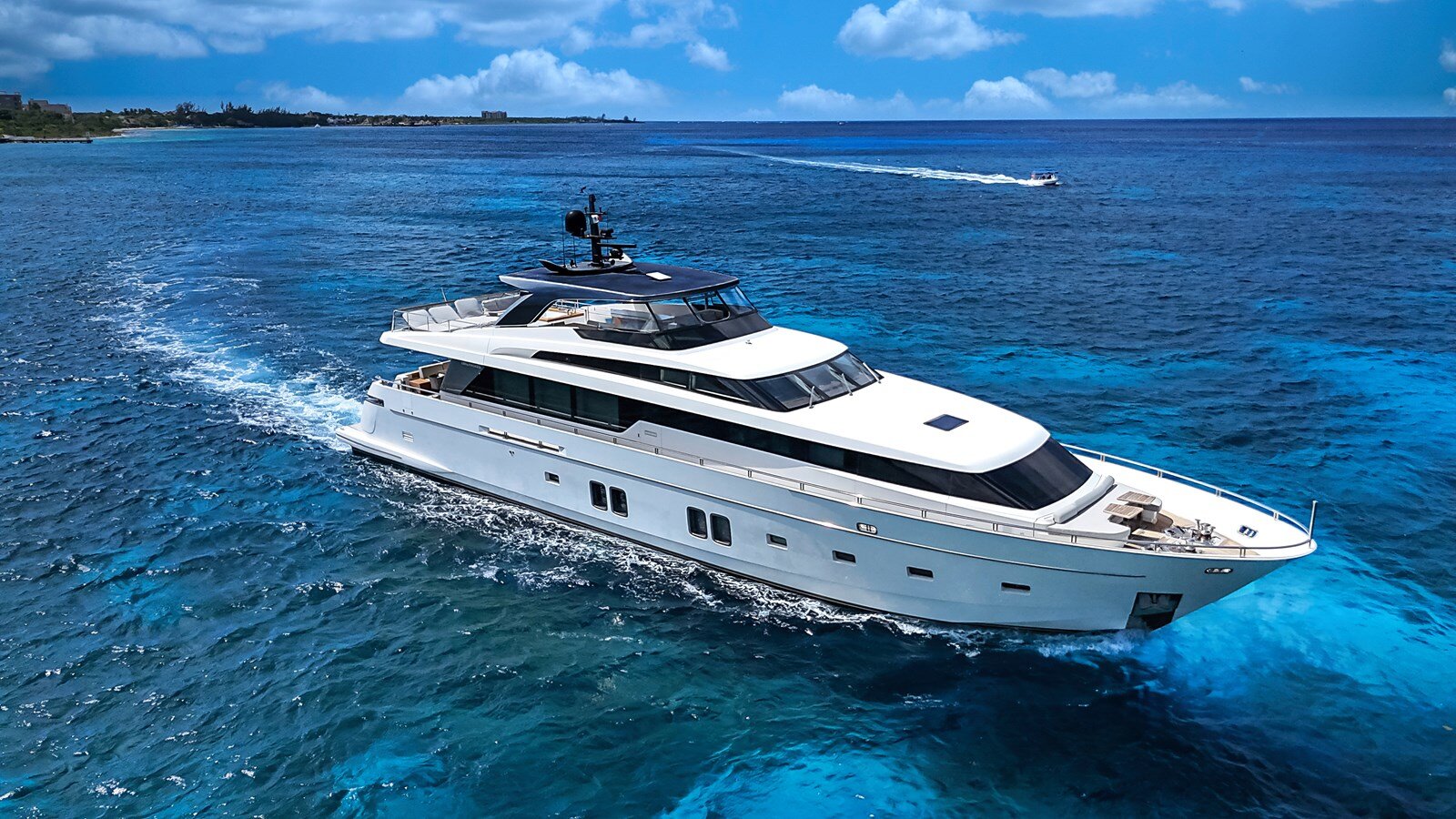 2014-sanlorenzo-105-7-c183e1