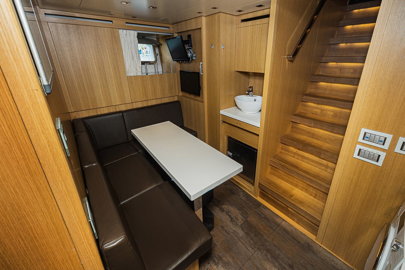 2014-sanlorenzo-105-7-c183e1