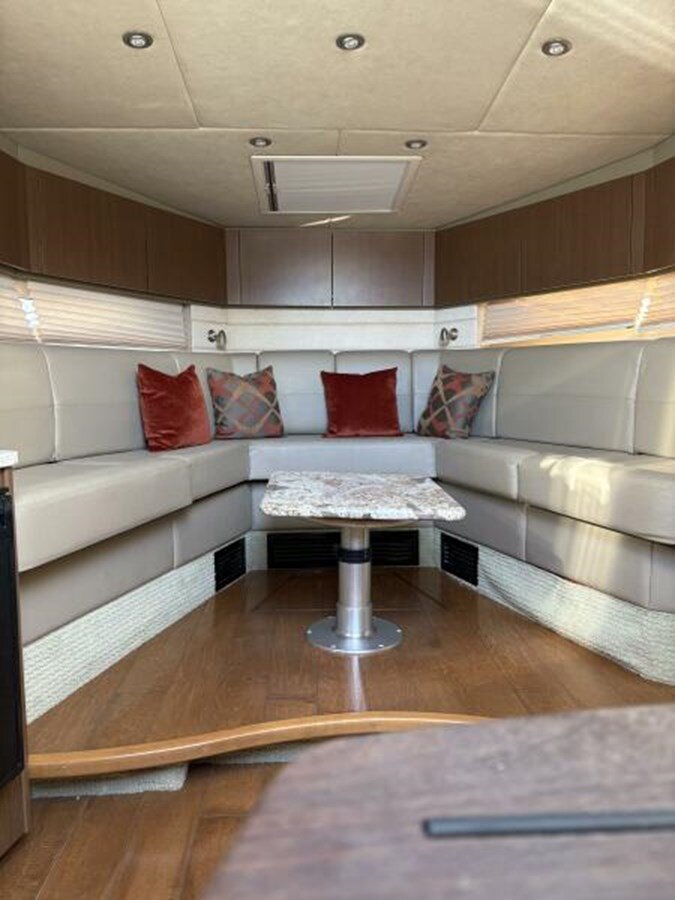 2014-sea-ray-37-4-cf05d7