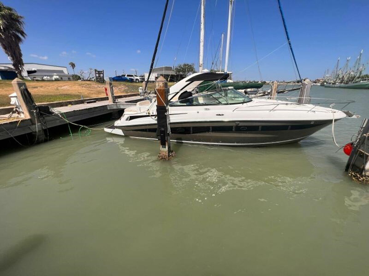 2014-sea-ray-37-4-cf05d7