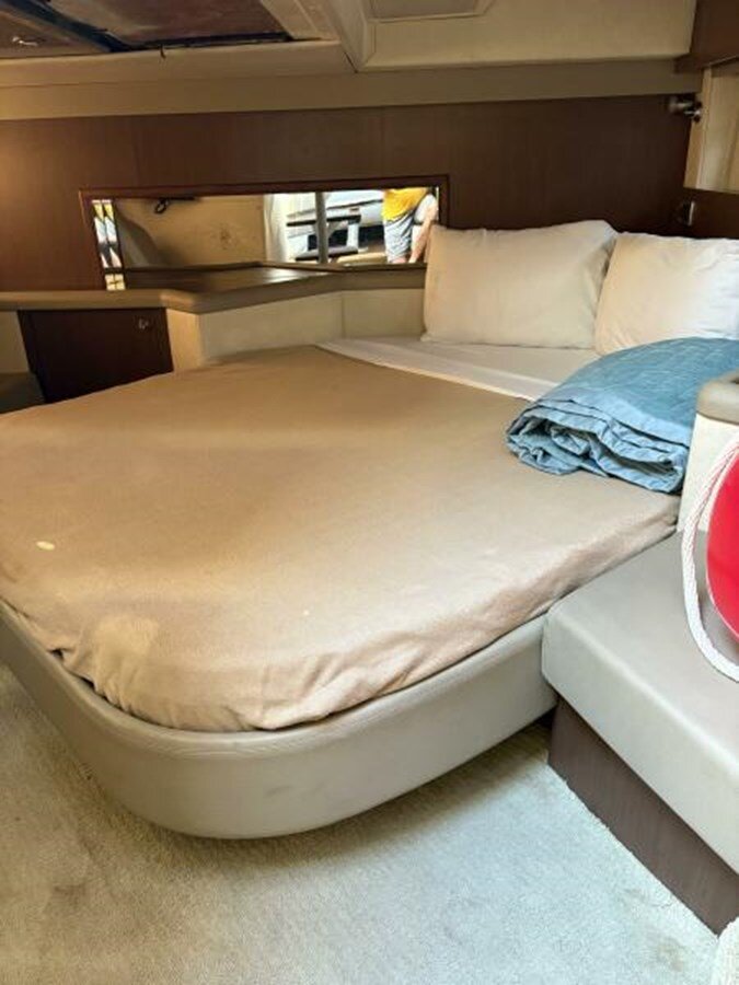 2014-sea-ray-37-4-cf05d7