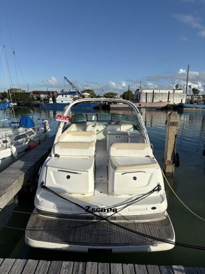 2014-sea-ray-37-4-cf05d7