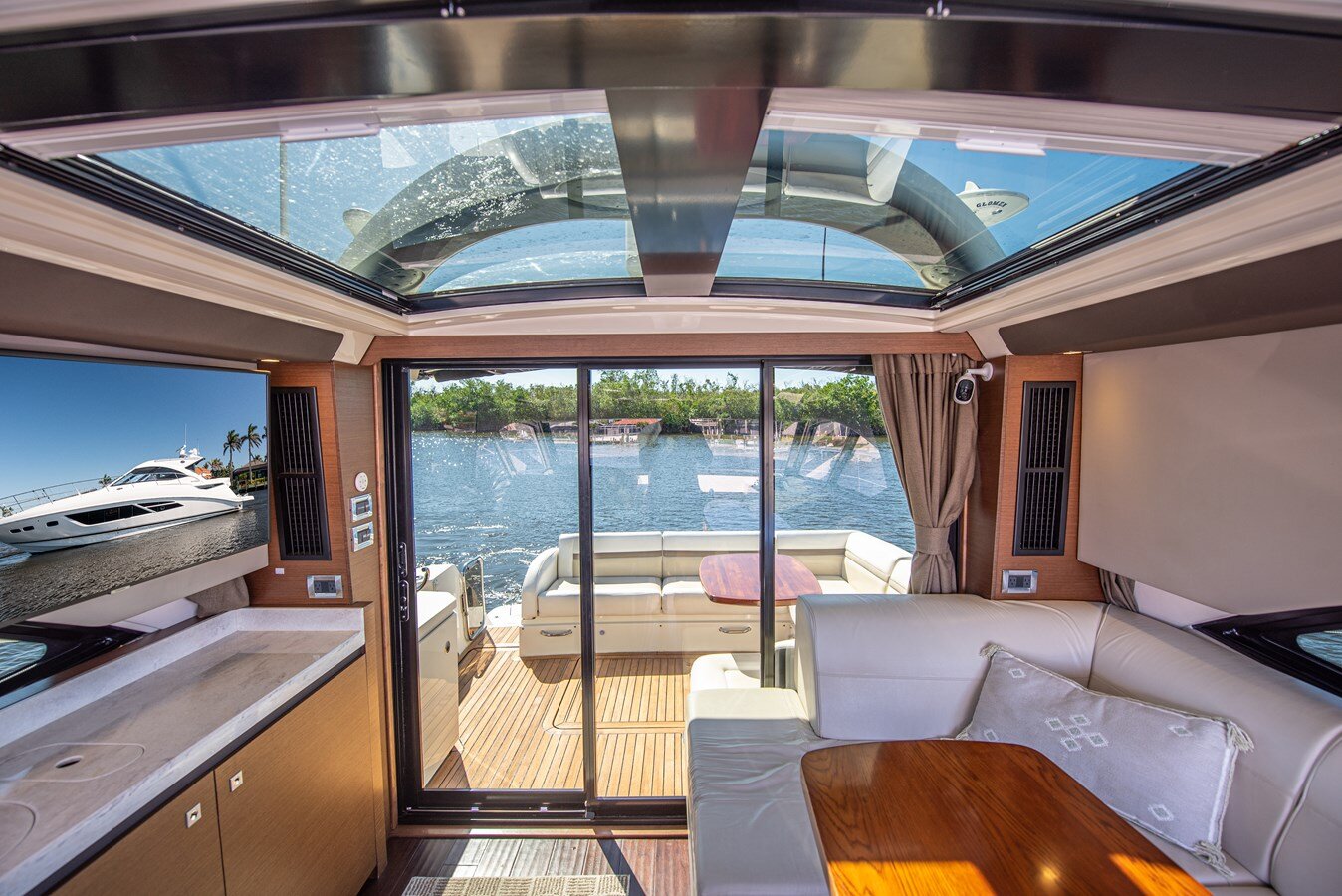 2014-sea-ray-51-937be1