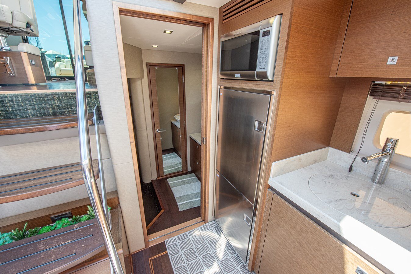 2014-sea-ray-51-937be1