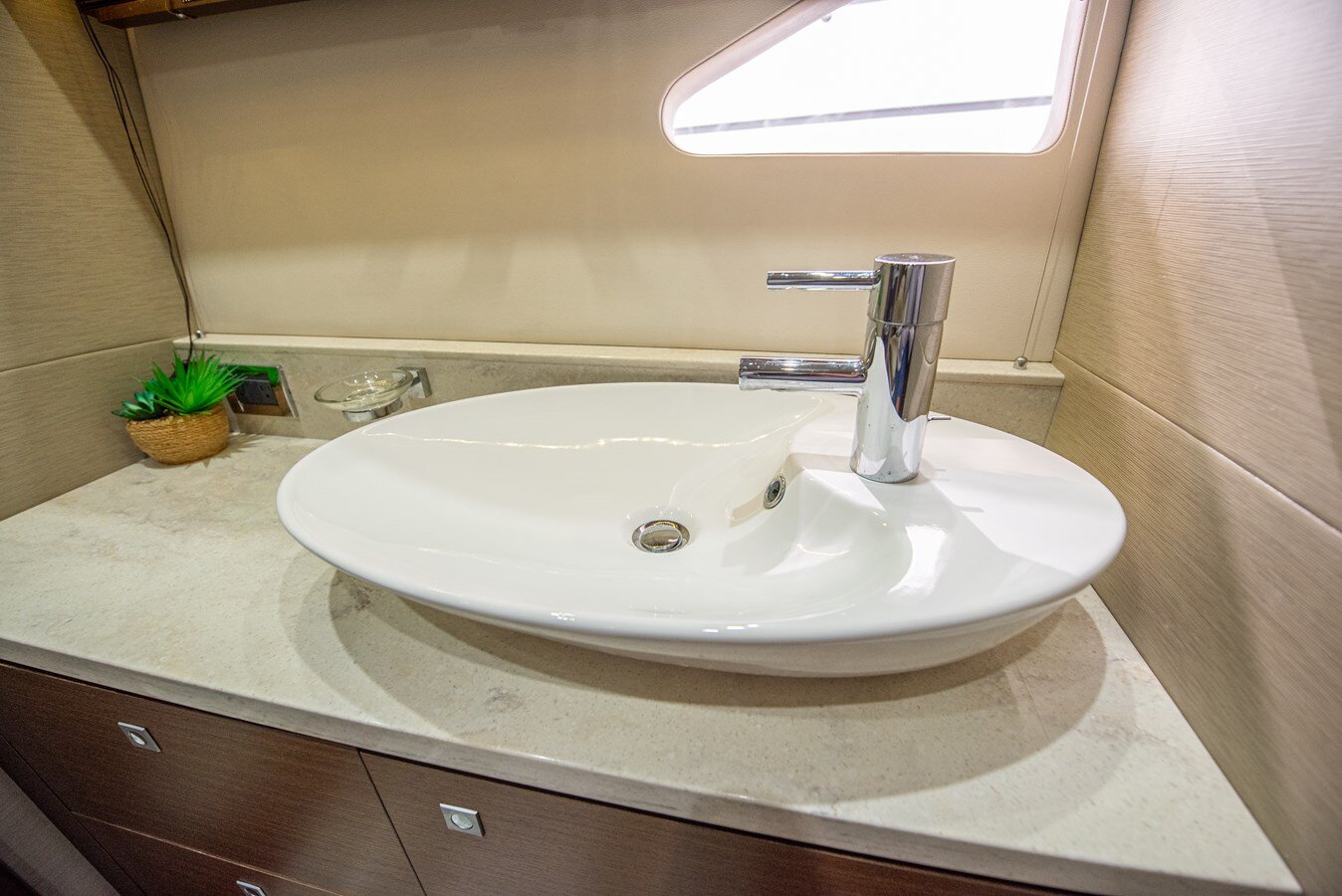 2014-sea-ray-51-937be1