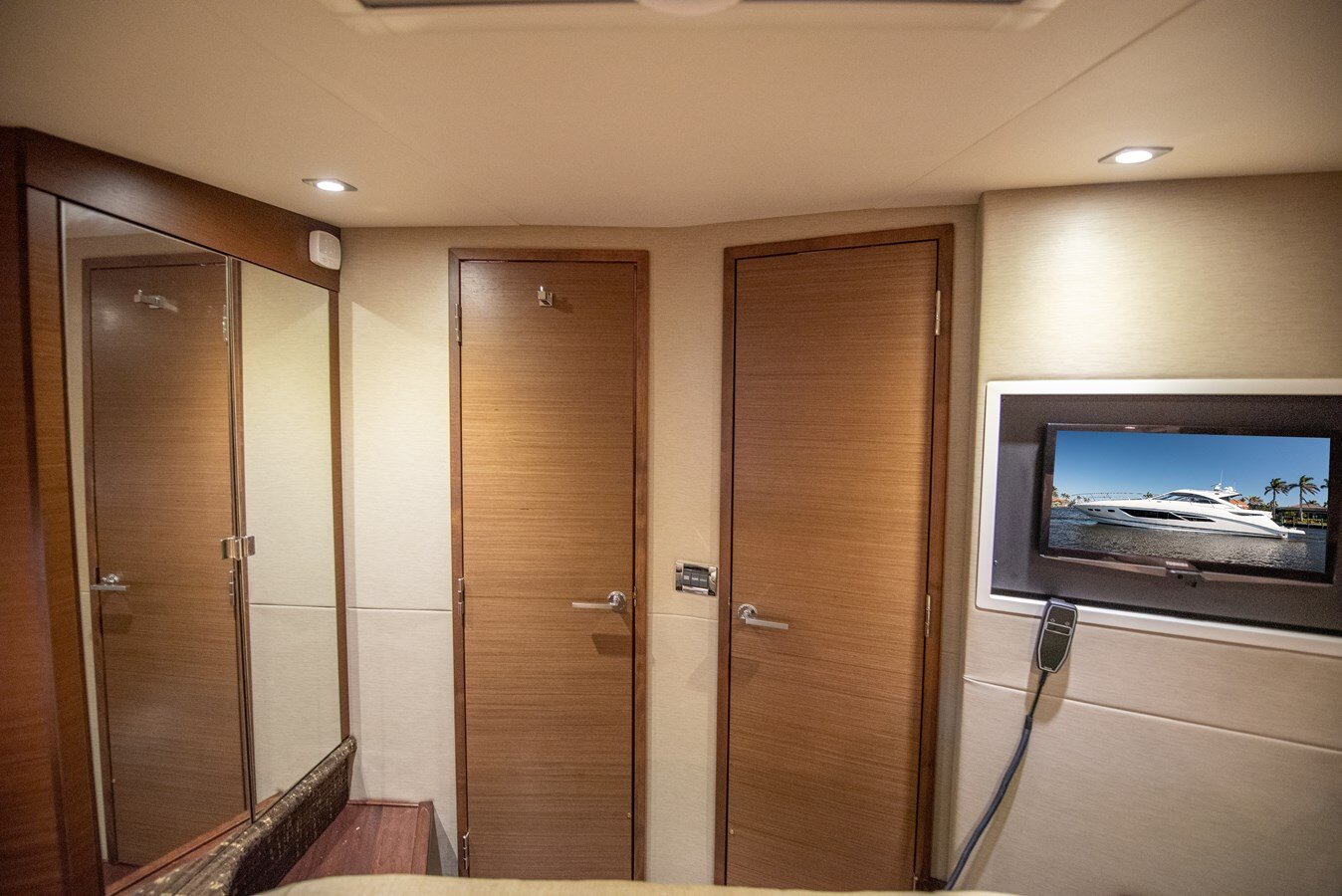 2014-sea-ray-51-937be1