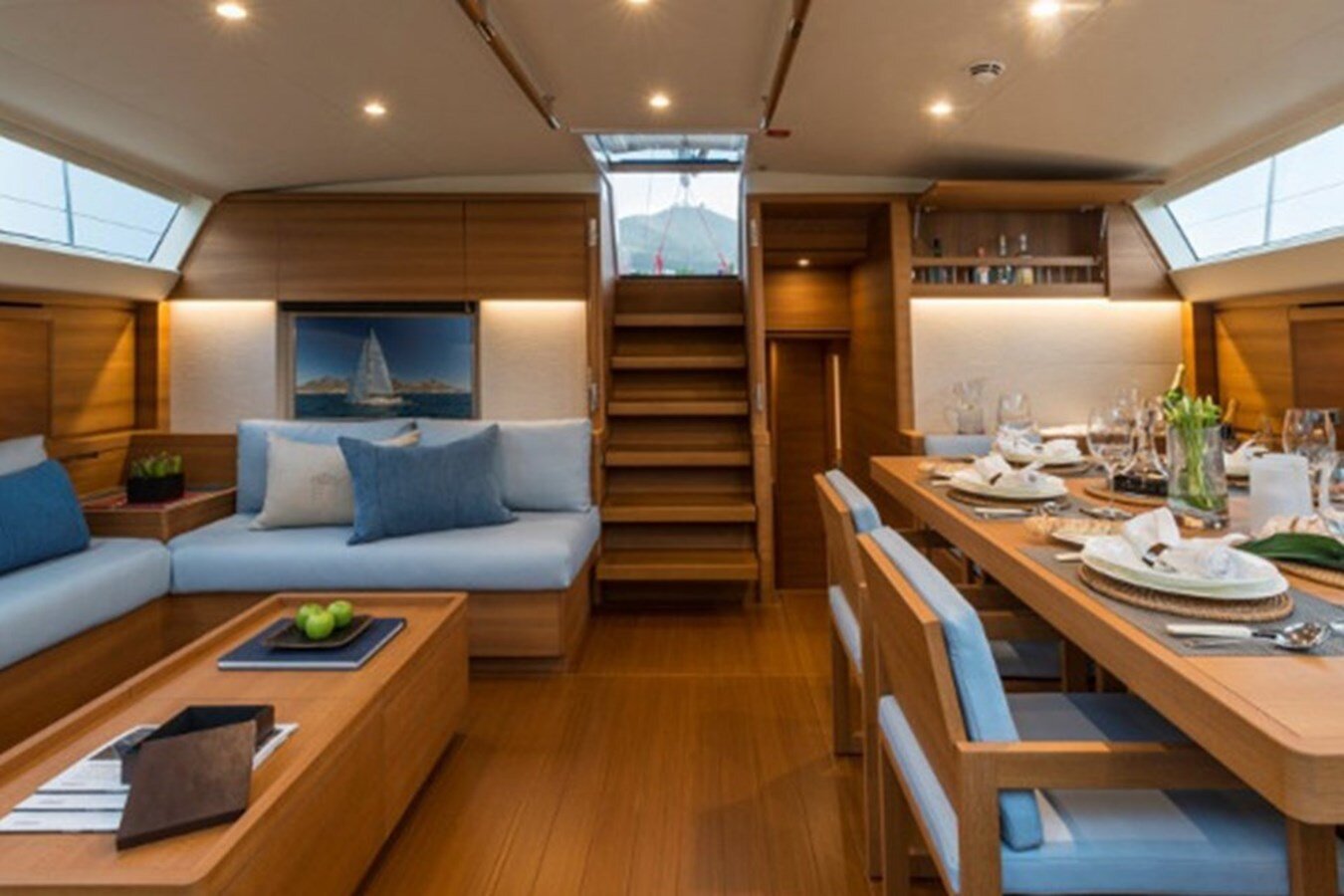 2014 SOUTHERN WIND SHIPYARDS 104' 4