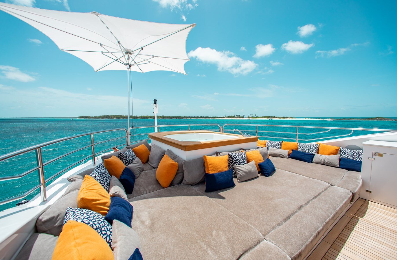 2014-sunseeker-131-9c93a2