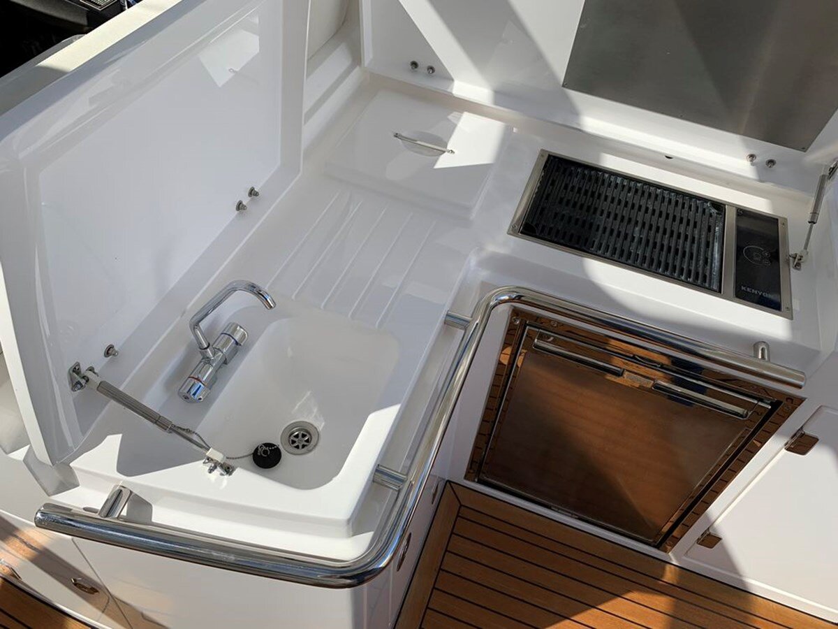 2014-sunseeker-48-3bbdf1