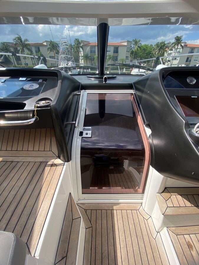 2014-sunseeker-48-072f0a