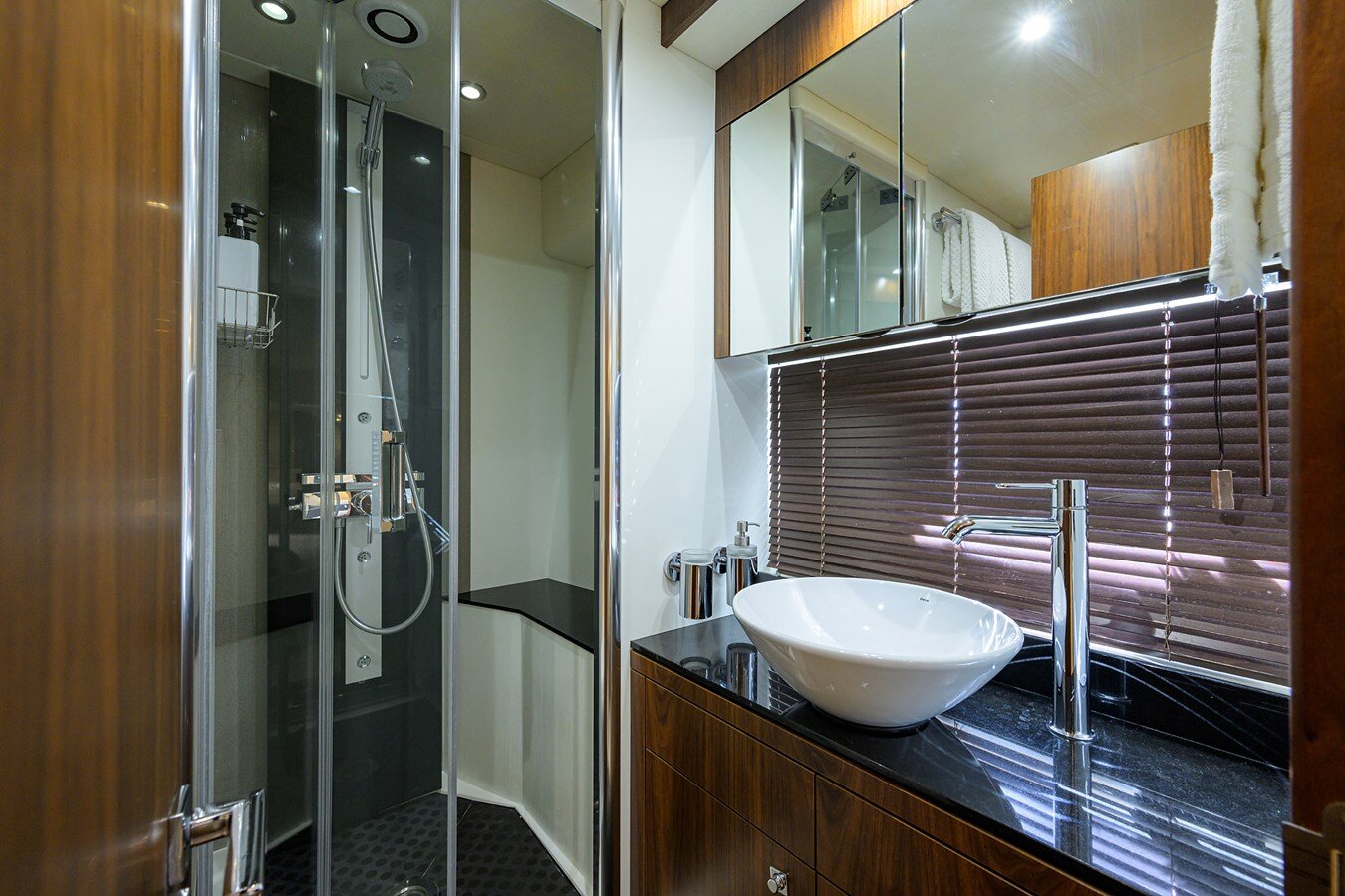 2014-sunseeker-73-478e8e