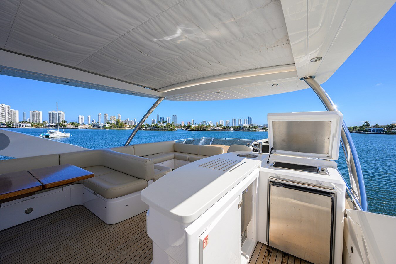 2014-sunseeker-73-478e8e