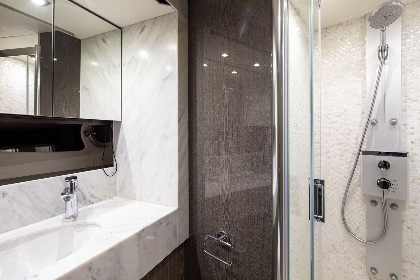 2014-sunseeker-75-7-8ebaf4